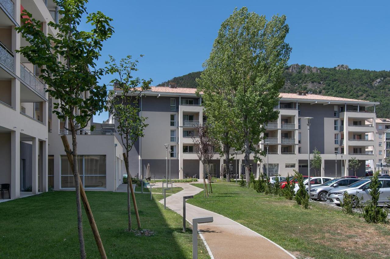 Residence Services Seniors Domitys Les Eaux Vives Digne-les-Bains Exteriér fotografie